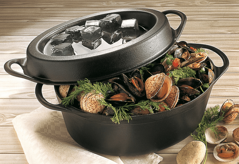 Le Creuset Doufeu Review comes in black