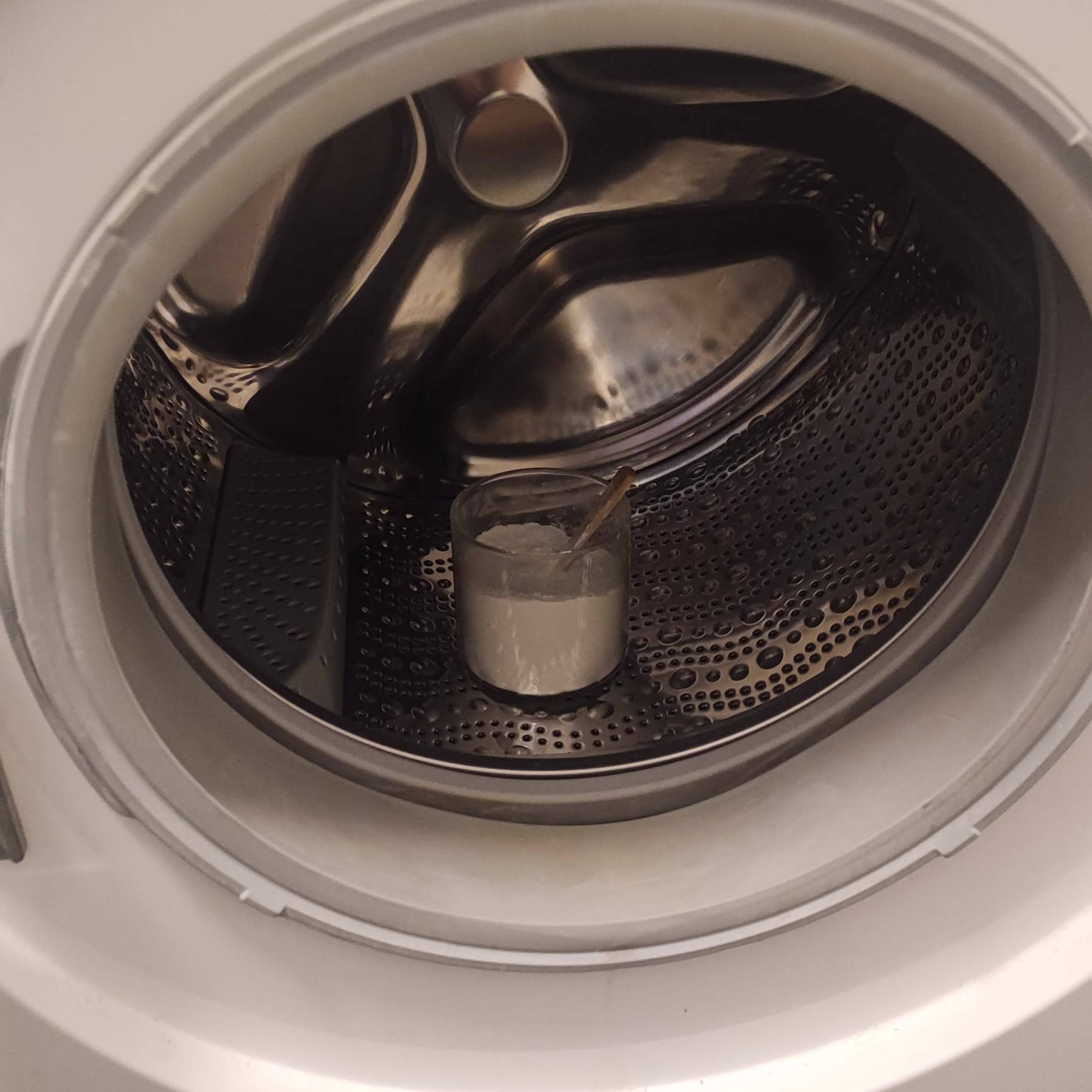 Home Baking Soda in The Washing Machine | Full Guide